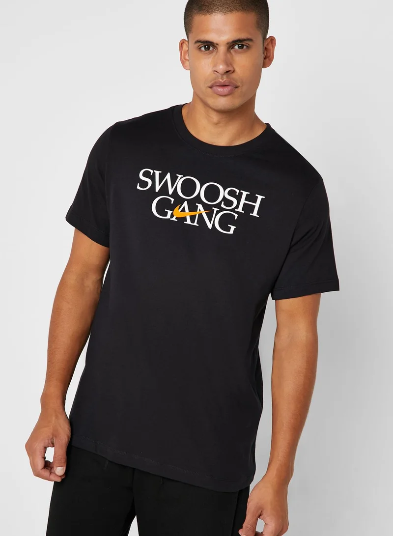 Nike NSW Swoosh Gang T-Shirt
