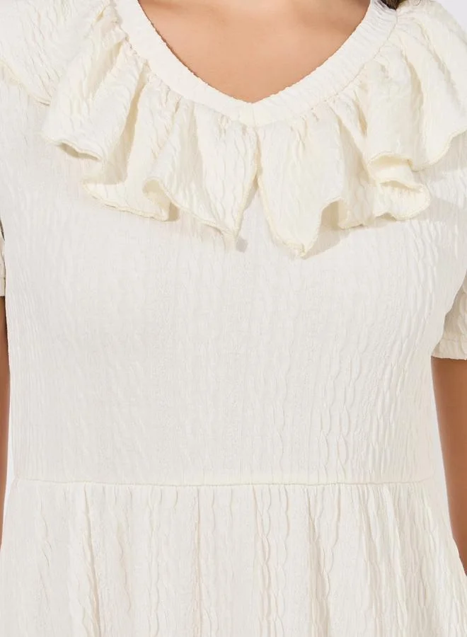 Styli Styli Textured Ruffle Neck Nightdress