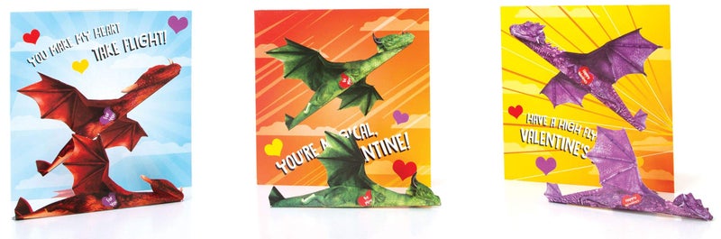 بلاي هاوس مجموعة Playhouse Fold and Fly Dragons المكونة من 28 بطاقة Super Valentine Exchange للأطفال - Image 2