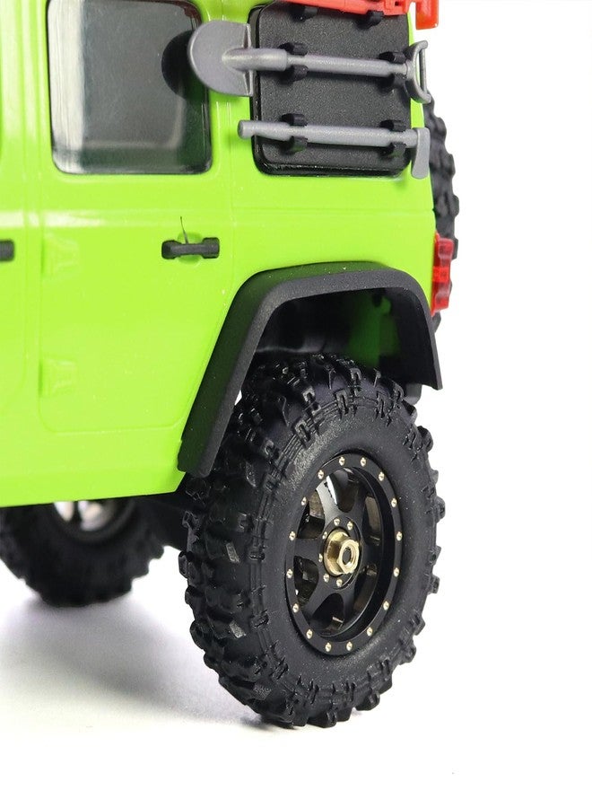 مجموعة عجلات SCX30 نحاسية بإزاحة 0.7 بوصة مكونة من 4 قطع مع إطارات مطاطية وحشوة إسفنجية لسيارات AXIAL SCX30 Ford Bronco JEEP WRANGLER JLU RC Crawler (مجموعة سوداء بستة ثقوب) - Image 3