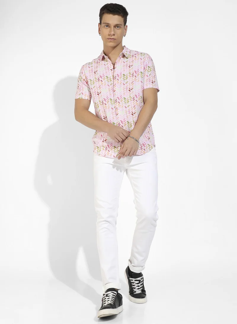 Campus Sutra Men's Pink Leaf Strokes Shirt