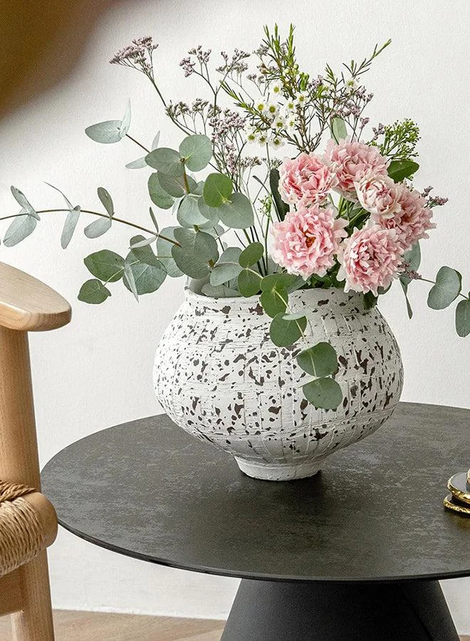 KNOT HOME Miraflora Arneson Organic Elegance Vase Knot Home Designer Accessory for Bedroom Living Dining Room Office Area Décor