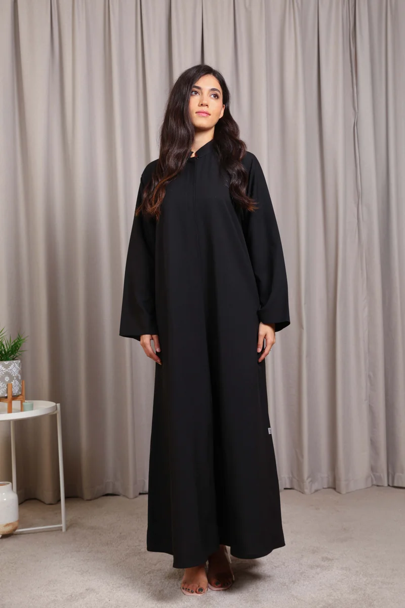 Nikias  Nikias Crepe Full Zip Abaya – Modern & Effortless Style for Women | Best Price UAE