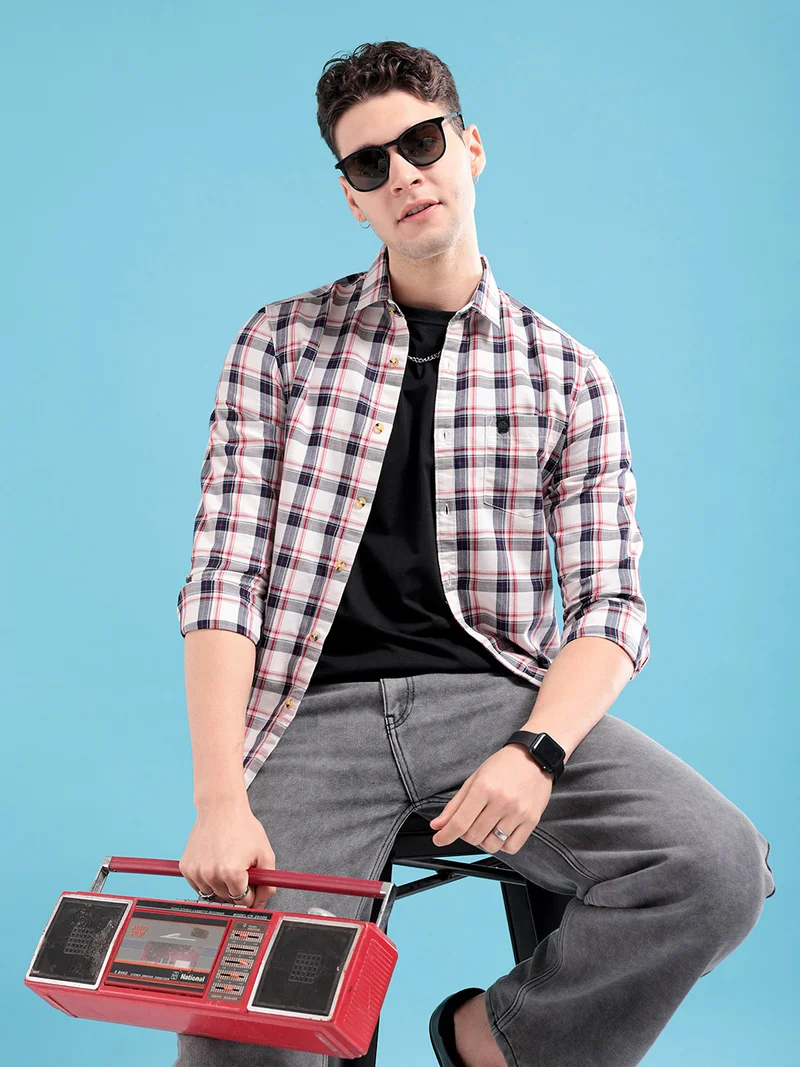 The Indian Garage Co Men Regular Fit Checkered Full Sleeves Cutaway Collar Casual Shirt