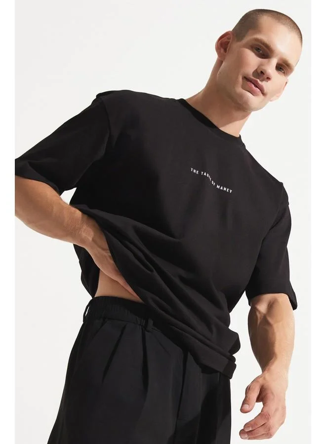 JUNE June Men Oversize Pattern Crew Neck Printed Tshirt Black
