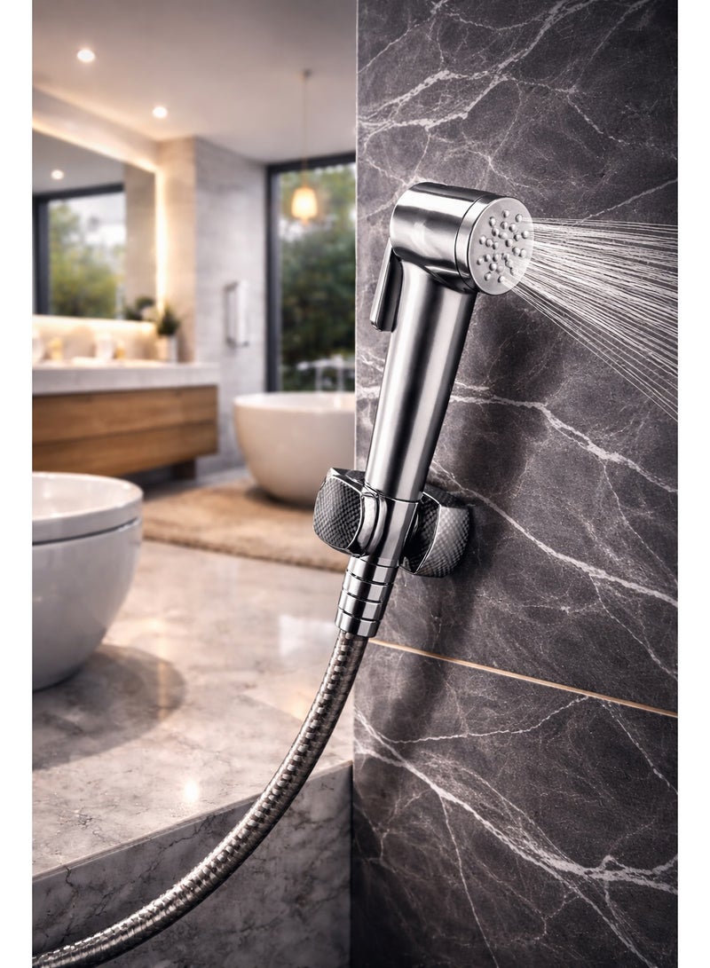 Luxurious handheld bidet sprayer from Marlene with an elegant design, featuring a powerful water stream, perfect for modern bathrooms - Image 3