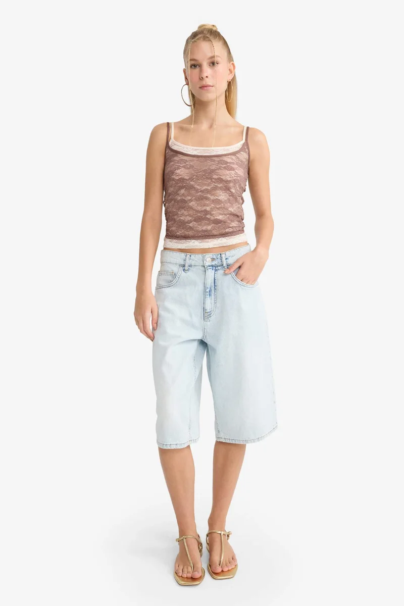 ديفاكتو Slim Fit Lace Tank Top