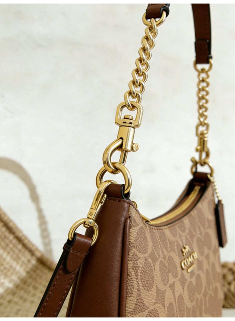 coachoutlet Coach Mini Crossbody Bag – Perfect for Work, Shopping & Weekend Outings - Image 2