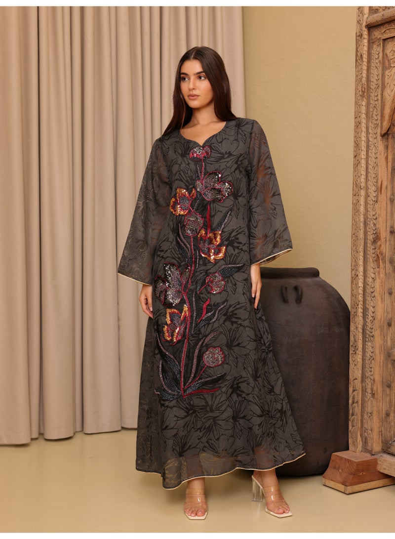 اكسا جلابية أنيقة مزينة بالترتر والزهور - Image 1