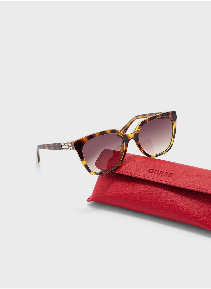 GUESS Wayfarers Sunglasses  - Image 4