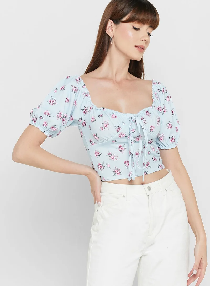 I Saw It First Petite Puff Sleeve Floral Print Crop Top