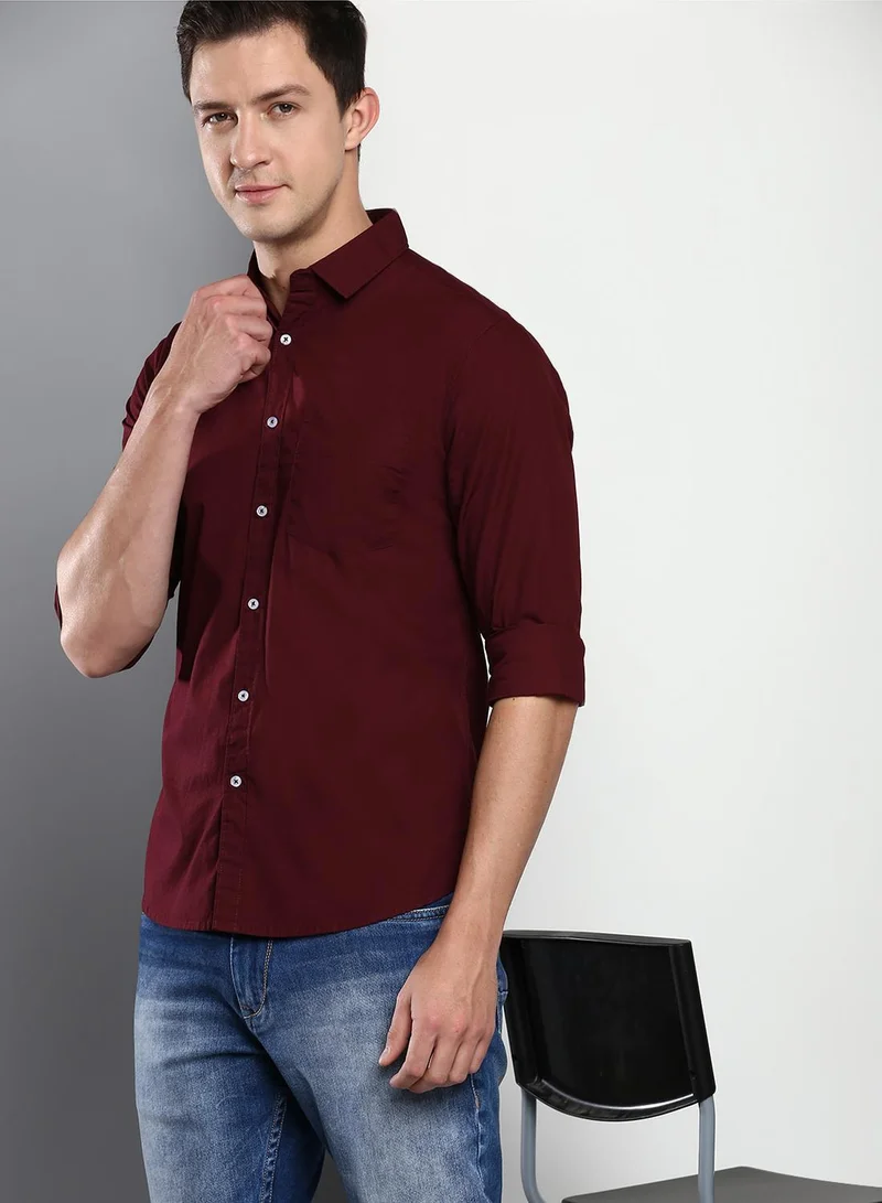 Dennis Lingo Men's Slim Fit Solid Maroon Casual Spread Collar Shirt - 100% Cotton