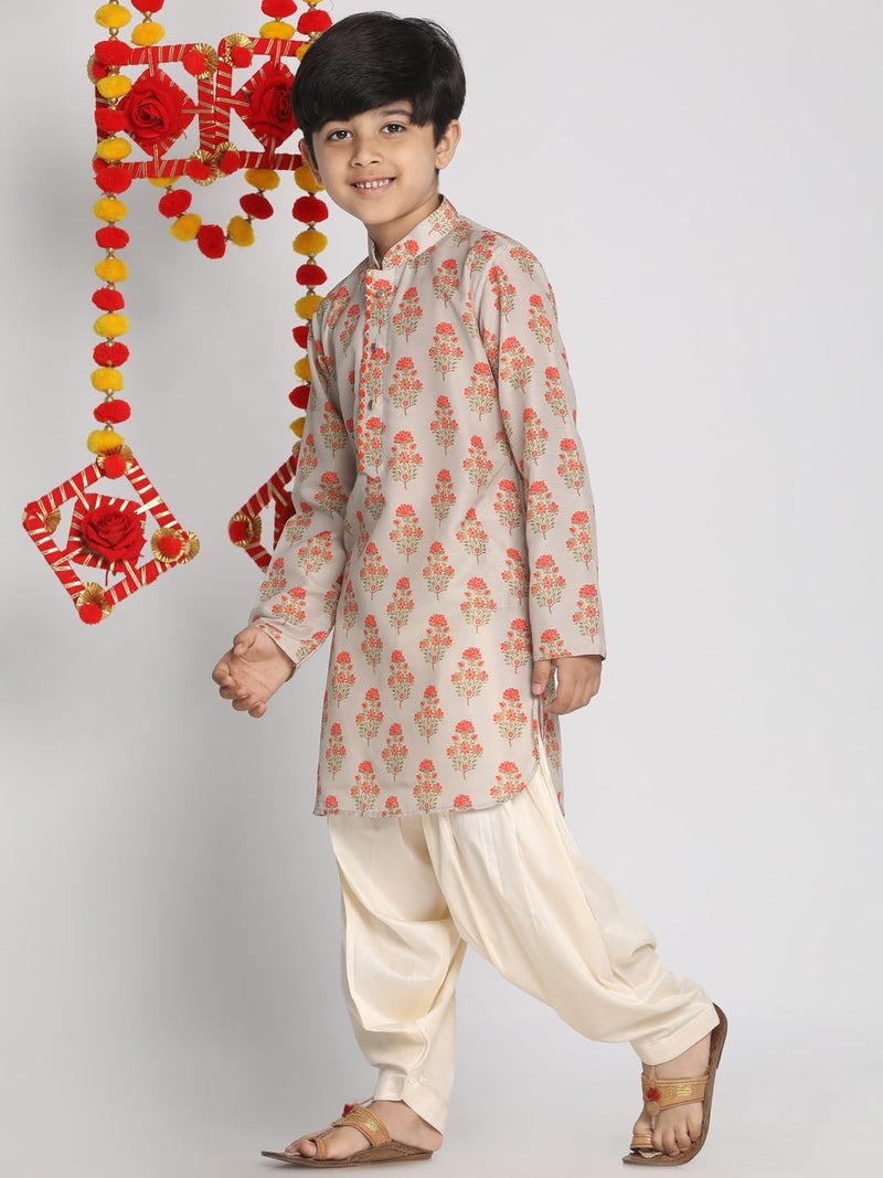VASTRAMAY Boys’ Multicolor Kurta | Patiala Style Relax Fit | Elegant Ethnic Wear for Weddings & Festive Celebrations - Image 2