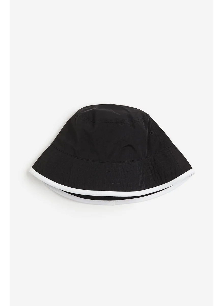 H&M Nylon Bucket Hat