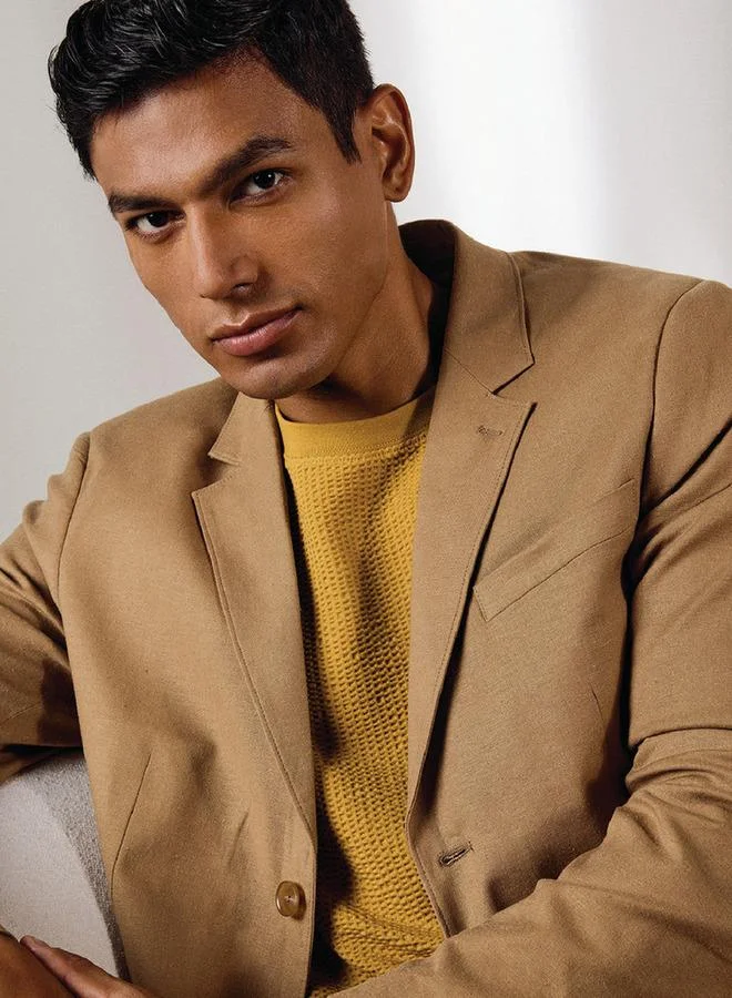 Iconic Textured Linen Blend Blazer with Button Closure and Pockets