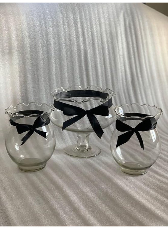 مجموعة من الفازات الزجاجية المموجة - Image 2