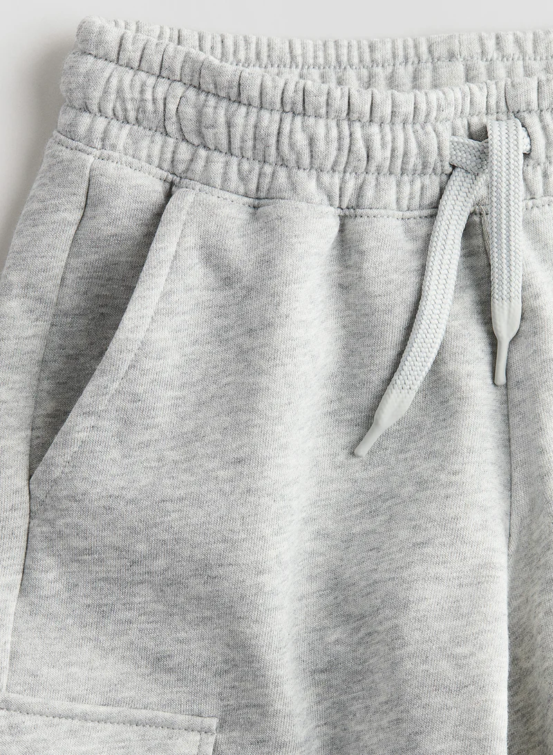 اتش اند ام Cargo Sweatshorts