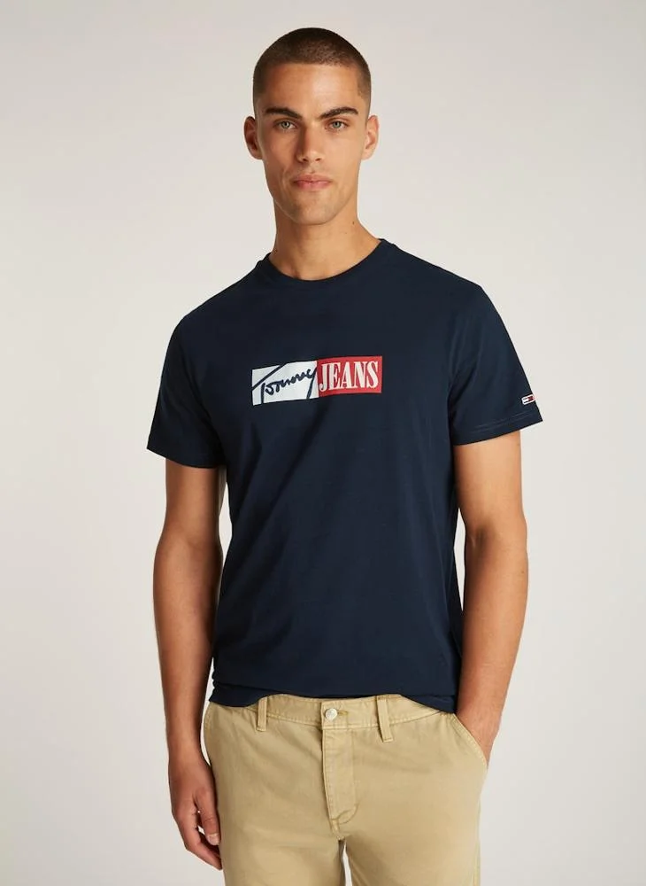 تومي جينز Graphic Logo Crew Neck T-Shirt