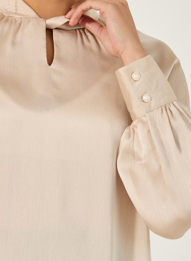 Styli Textured Satin Balloon Sleeve Blouse with Button Detail  - Image 4