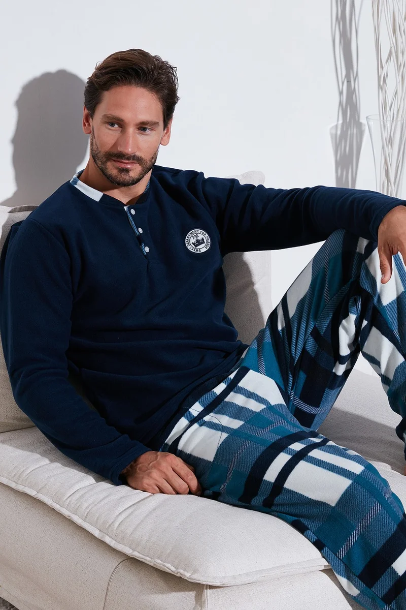 Buratti Plaid Regular Fit Buttoned Crew Neck Winter Fleece Pajama Set Men's Pajama Set 60961008