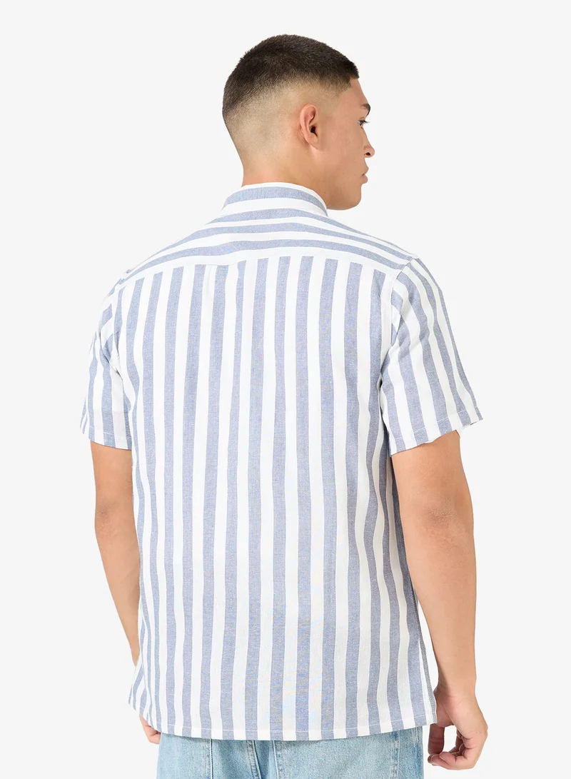 سفنتي فايف قميص كلاسيكي بقصة عادية