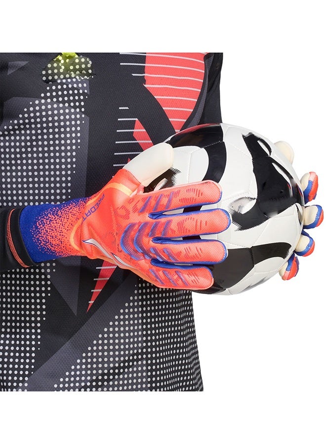 Predator Football Training Professional Fingersave Goalkeeper Gloves - Image 5