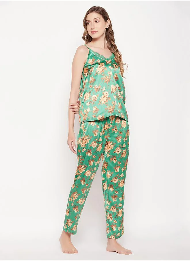 كلوفيا Satin Floral Print Cami & Pyjama Set by Styli