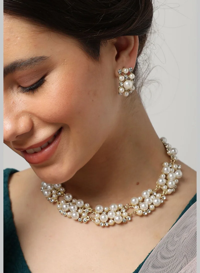 سوهي طقم عقد واقراط باللؤلؤ مطلية بالذهب