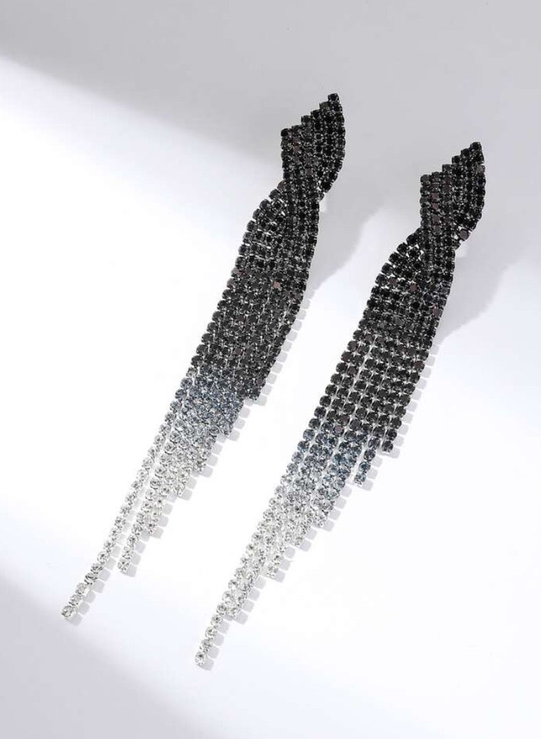 إيكوال حلق أذن نسائي طويل انيق وعصري مرصع بالزركون - Image 3