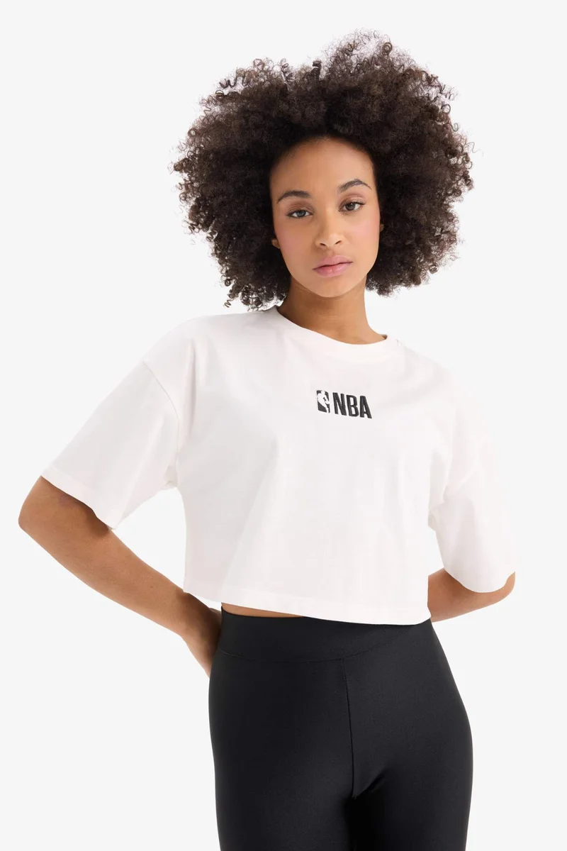 ديفاكتو DeFactoFit NBA Wordmark Oversize Fit Embroidery Printed Sports T-Shirt