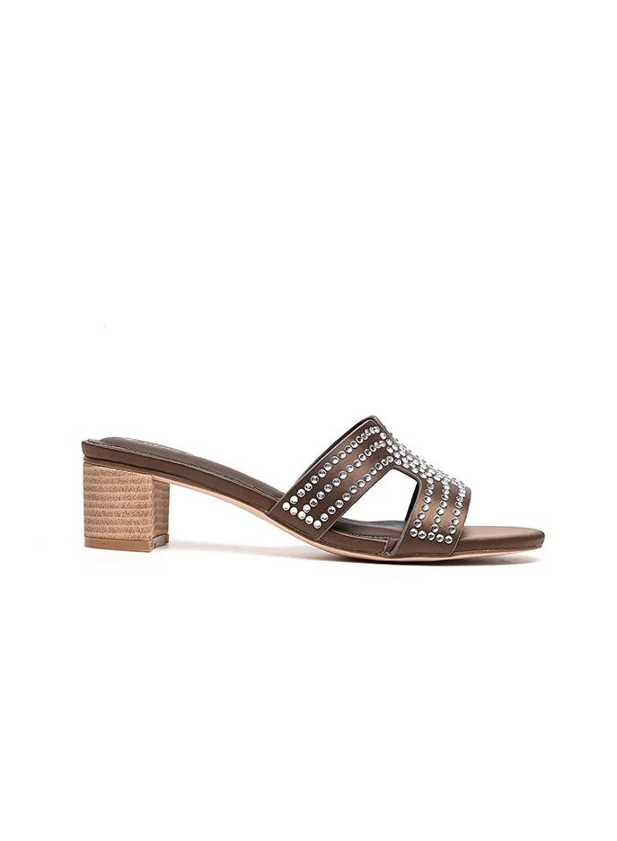 Cuple Womens embelished pointed-toe kitten heel mules