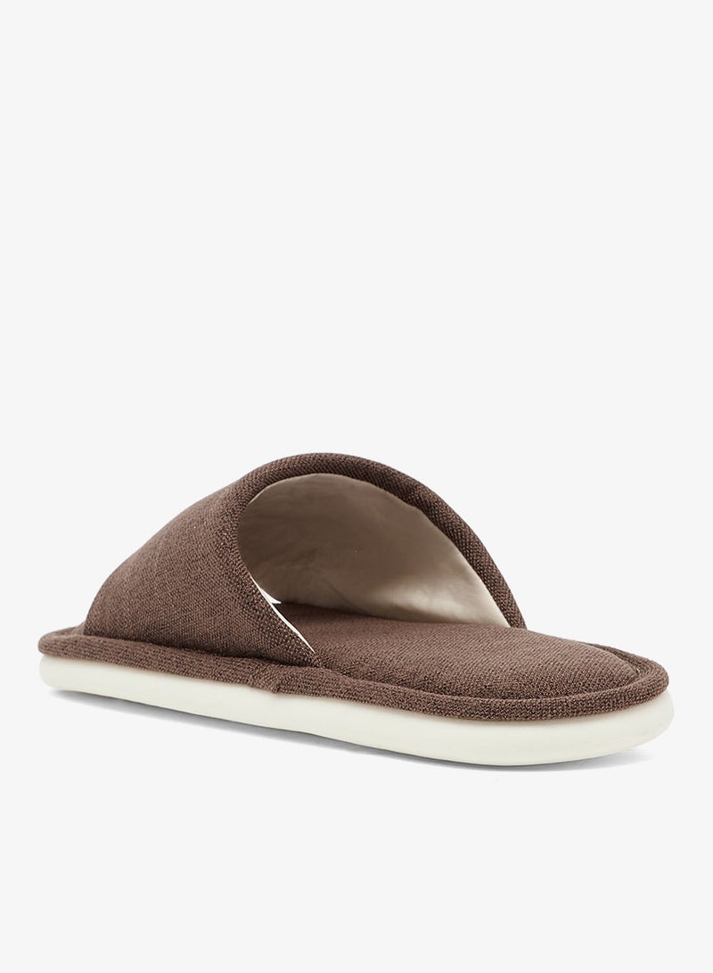 Seventy Five Soft Comfortable Bedroom Slippers - Image 2