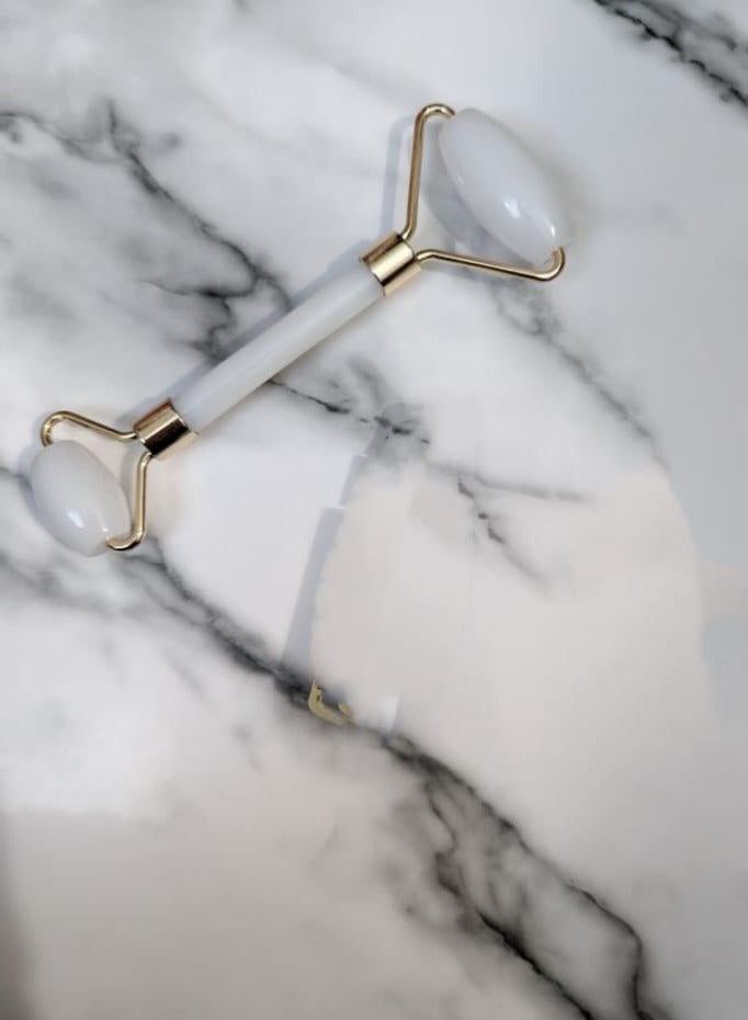 بكرة دوارة للوجه واليشم للعناية ببشرة الوجه والعين والرقبة، مدلك الوجه من حجر اليشم الاصلي 100%، بكرة العين للعيون المنتفخة، العناية الذاتية للوجه للنساء (ابيض) - Image 3