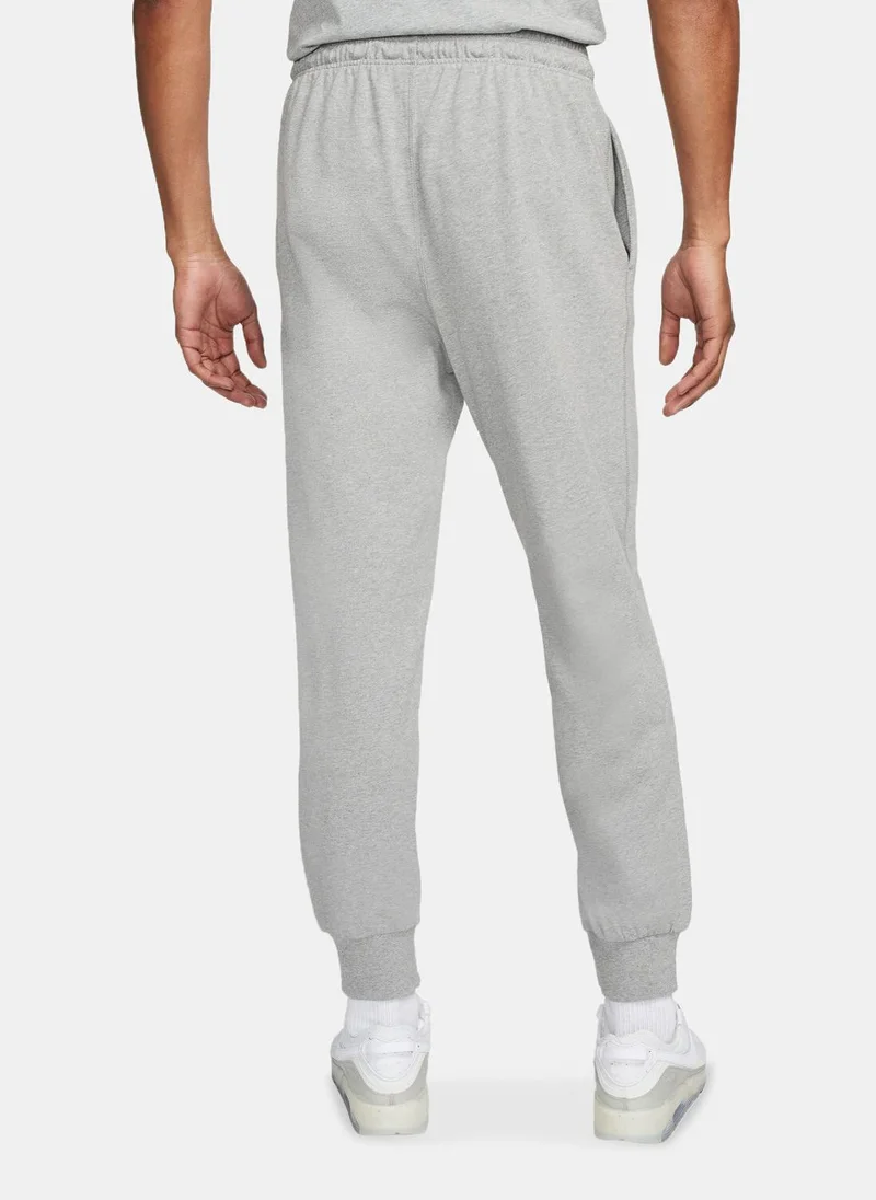 نايكي Men's Club Joggers