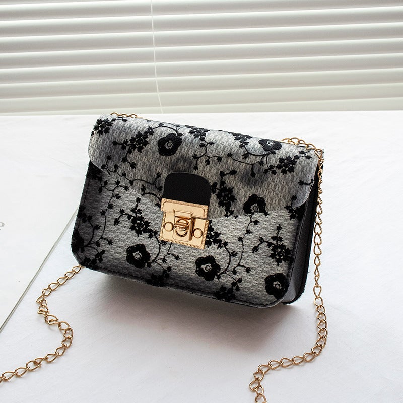 2023 New Sweet Cute Embroidered Women's Shoulder Bag Fashion Street Crossbody Bag PVC Mobile Phone Casual Bag - Image 1