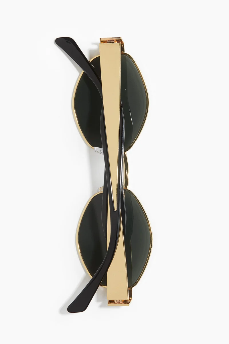 اتش اند ام نظارة شمسية بتصميم سداسي