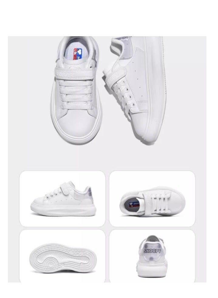 Snoopy Children's Soft Soled Breathable Sports Board Shoes - Image 3