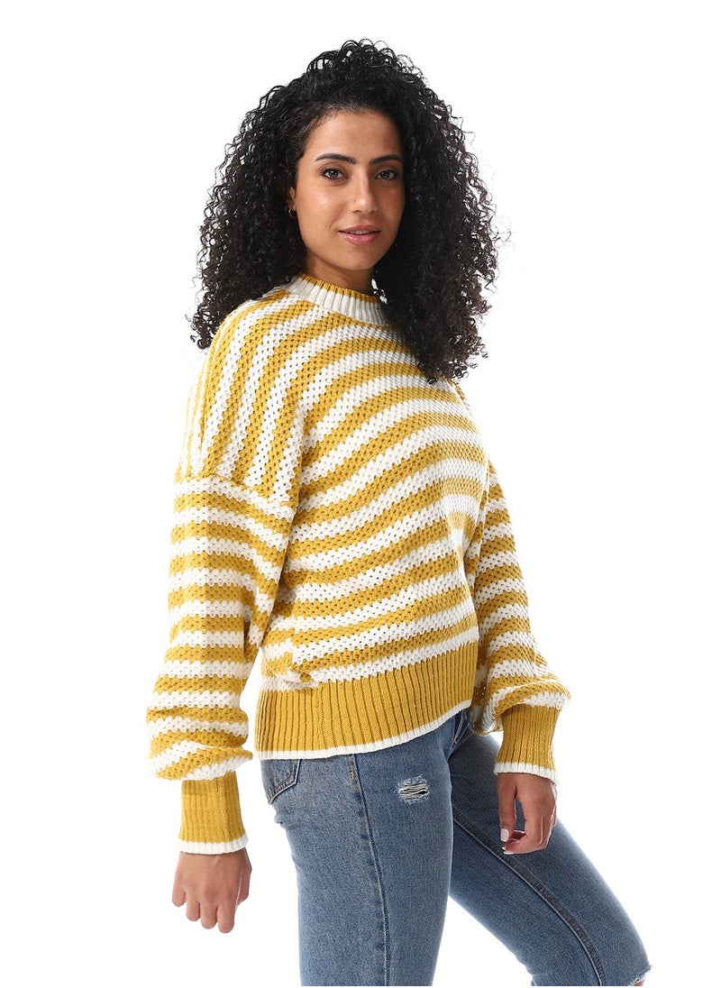 Slip On Striped Knitted Pullover_Mustard & White - pzsku/Z8336FD12DFF15319ACA2Z/45/_/1728820923/7e30fd54-3d45-4607-ac05-b6e974b5d015