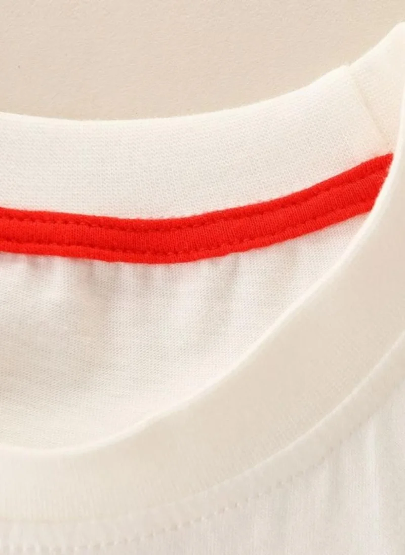 YUNIQEE White Graphic Printed Round Neck T-shirt