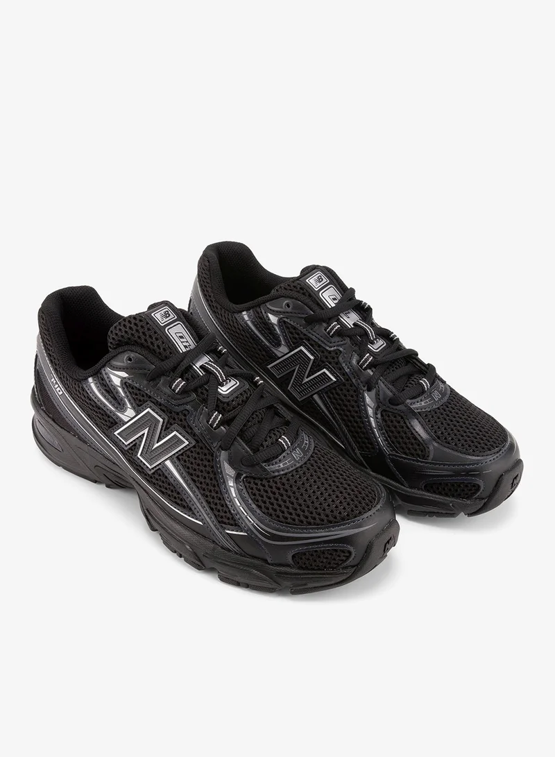 New Balance 740 Shoes