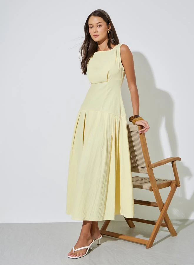 Yellow Solid Boat Neck Sleeveless A-Line Maxi Dress