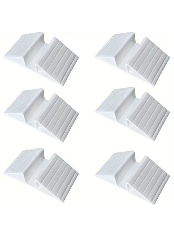 6 قطع أقدام دعم مثلثة بيضاء بلاستيكية لبوابات الحيوانات الأليفة والأطفال، وتجهيزات تعزيز الأسوار - Image 2