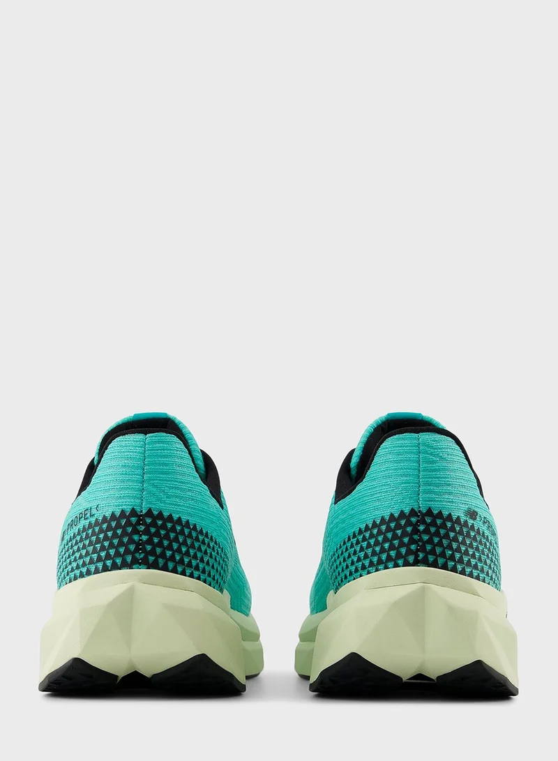 New Balance FuelCell Propel