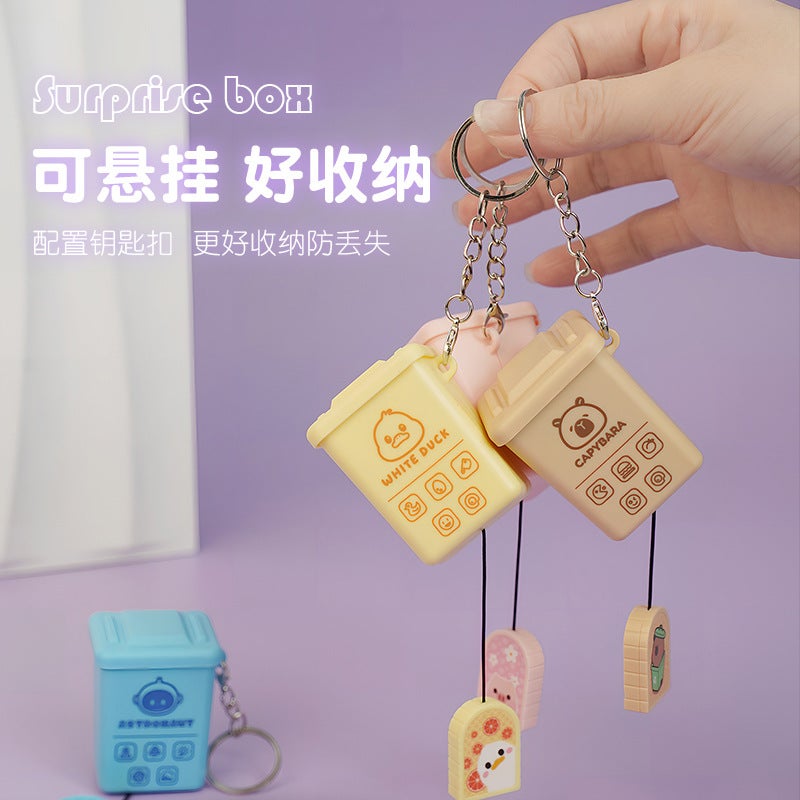 3D Cartoon Astronaut Surprise Keychain Toy - Image 3