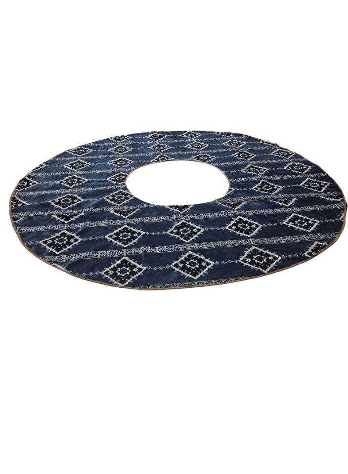 SMART HOME A 6-piece heritage ground seating set suitable for travel, camping, and gardening. The set includes a large round mattress with double padding, a bag, and four bolsters with the bag. The seat features beautiful patterns, double stitching, 20mm padding, and a waterproof Tanzanian underlay fabric. The heavy-duty seating set is made of 8mm and 1mm square tubes. The luxurious set matches the picture. Mattress size is 300x300 cm and the bolster size is 25x50 cm - Image 5