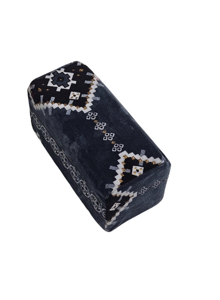 SMART HOME A 6-piece heritage ground seating set suitable for travel, camping, and gardening. The set includes a large round mattress with double padding, a bag, and four bolsters with the bag. The seat features beautiful patterns, double stitching, 20mm padding, and a waterproof Tanzanian underlay fabric. The heavy-duty seating set is made of 8mm and 1mm square tubes. The luxurious set matches the picture. Mattress size is 300x300 cm and the bolster size is 25x50 cm - Image 4