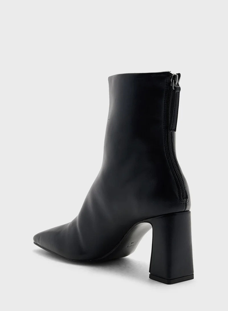 مانجو Limo Ankle Boots