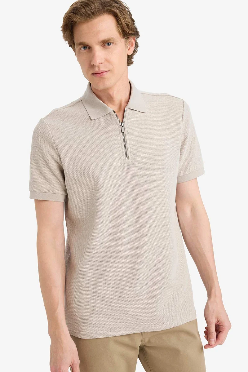 ديفاكتو Regular Fit Zip Collar Short Sleeve Polo T-Shirt