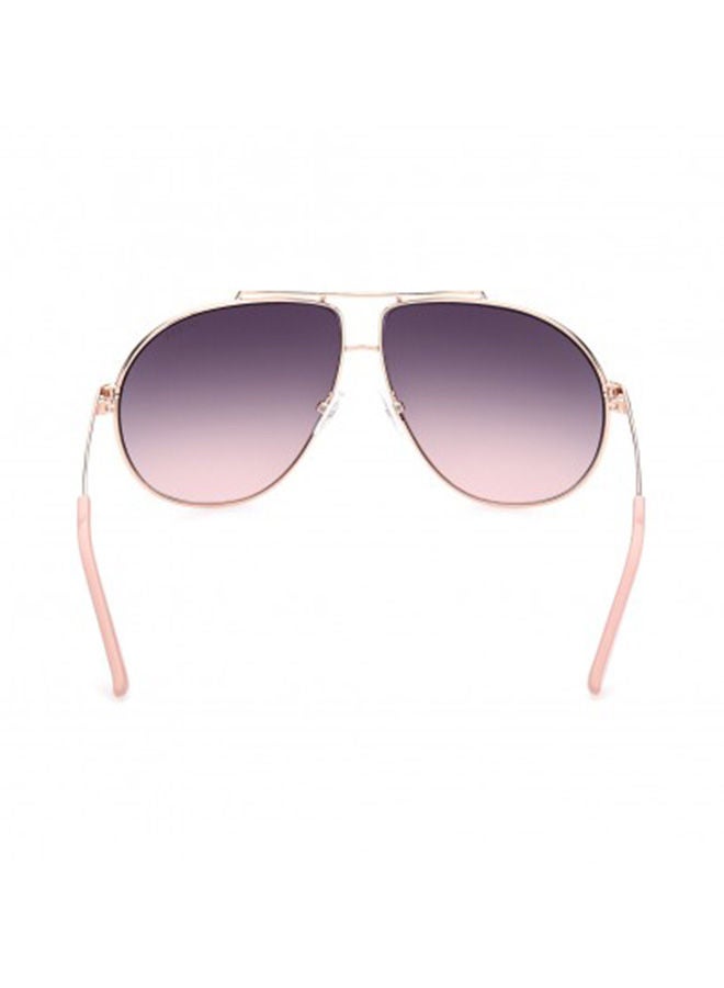 GUESS Unisex Aviator Large Sunglasses with Smoke Lenses - GU5208 28B 64mm - Image 3