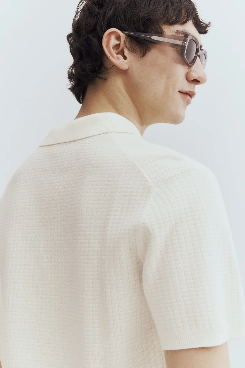 H&M Regular Fit Textured-knit polo shirt